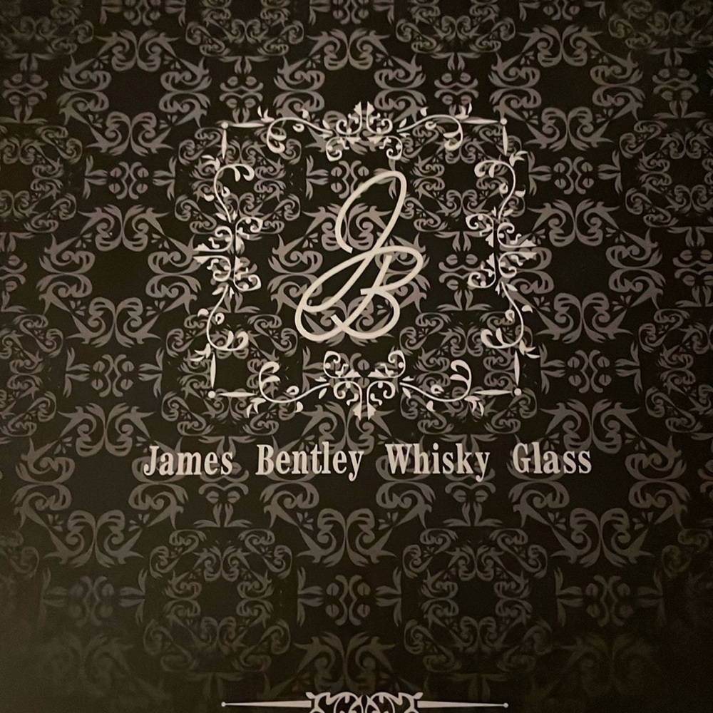WHISKEY glasses, set of 2 with 2 sphere ice cube makers